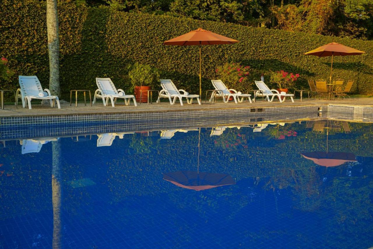 Gamma By Fiesta Americ Xalapa Nubara Екстериор снимка A swimming pool
